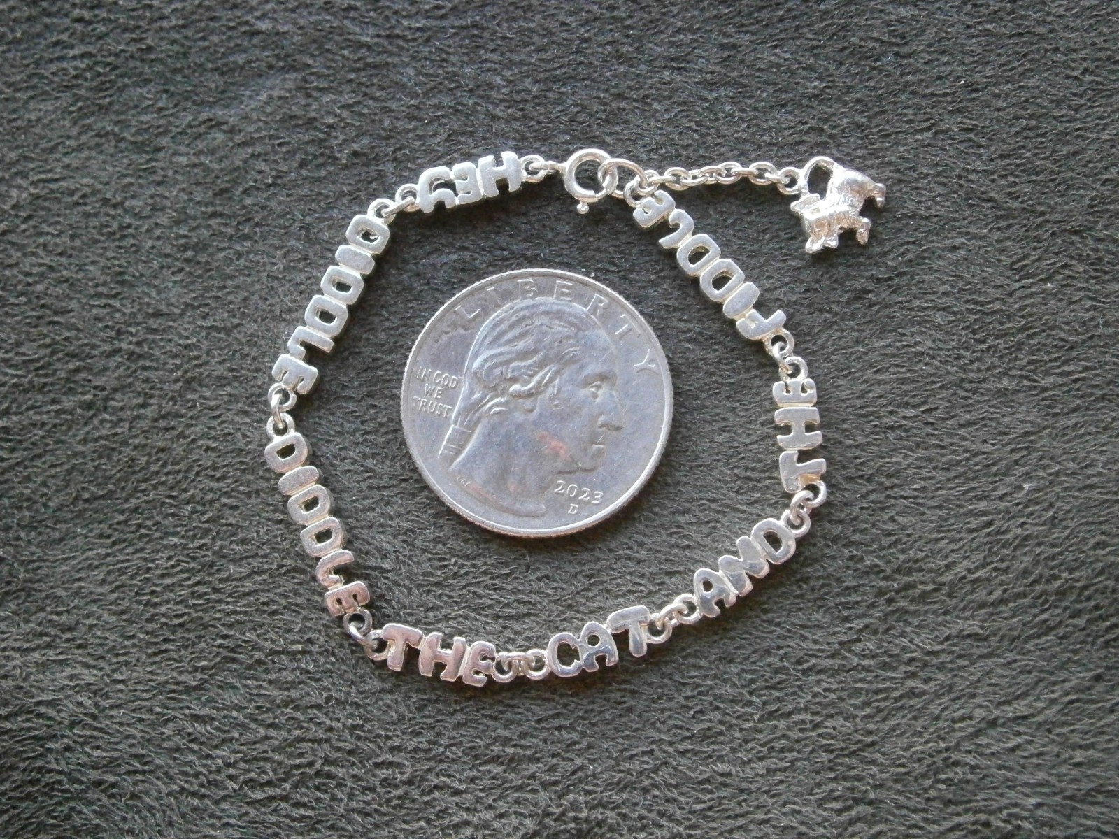 Hey Diddle Diddle Cat & the Fiddle Vtg SHORT Sterling Silver Bracelet 5.5″ ~ 6g