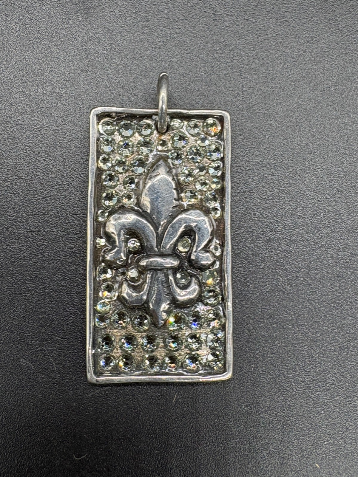 Hetz 925 Sterling Silver Fleur De Lis w/pave’-set stone Dog Tag Pendant 12.30 gr