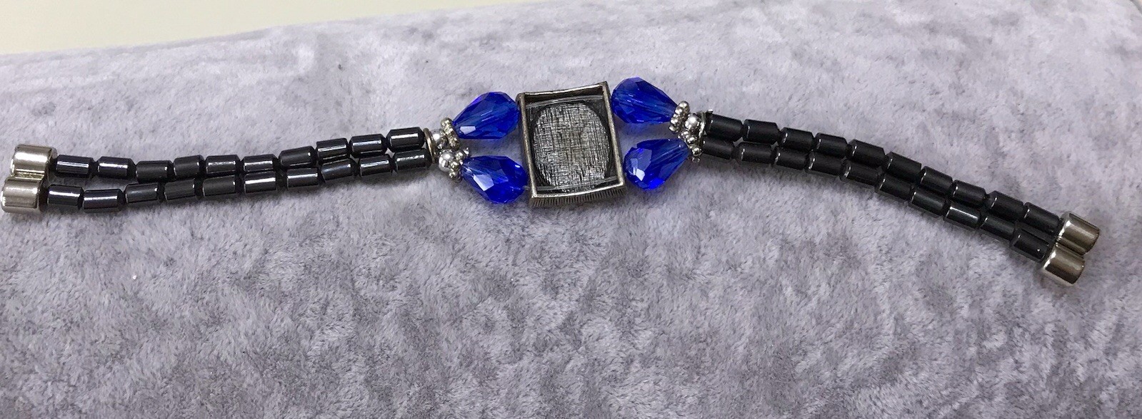Blue Beige Focal Magnetic Hematite Double Stranded Bracelet w/ Magnet Clasp