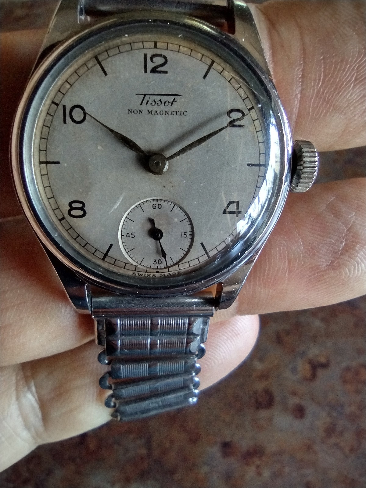 Tissot British Civil Service India wristwatch Circa 1944-45 – Ref. 6076 / 6072B