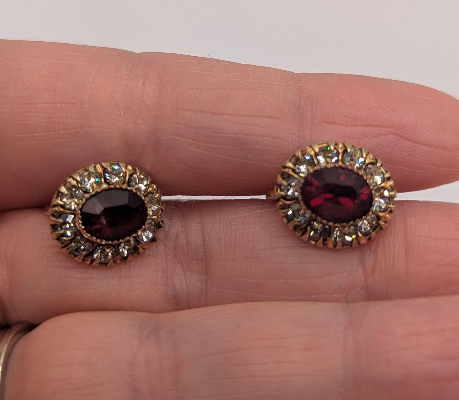 Stunning Antique Vintage Romantic special occasion screw back earrings.