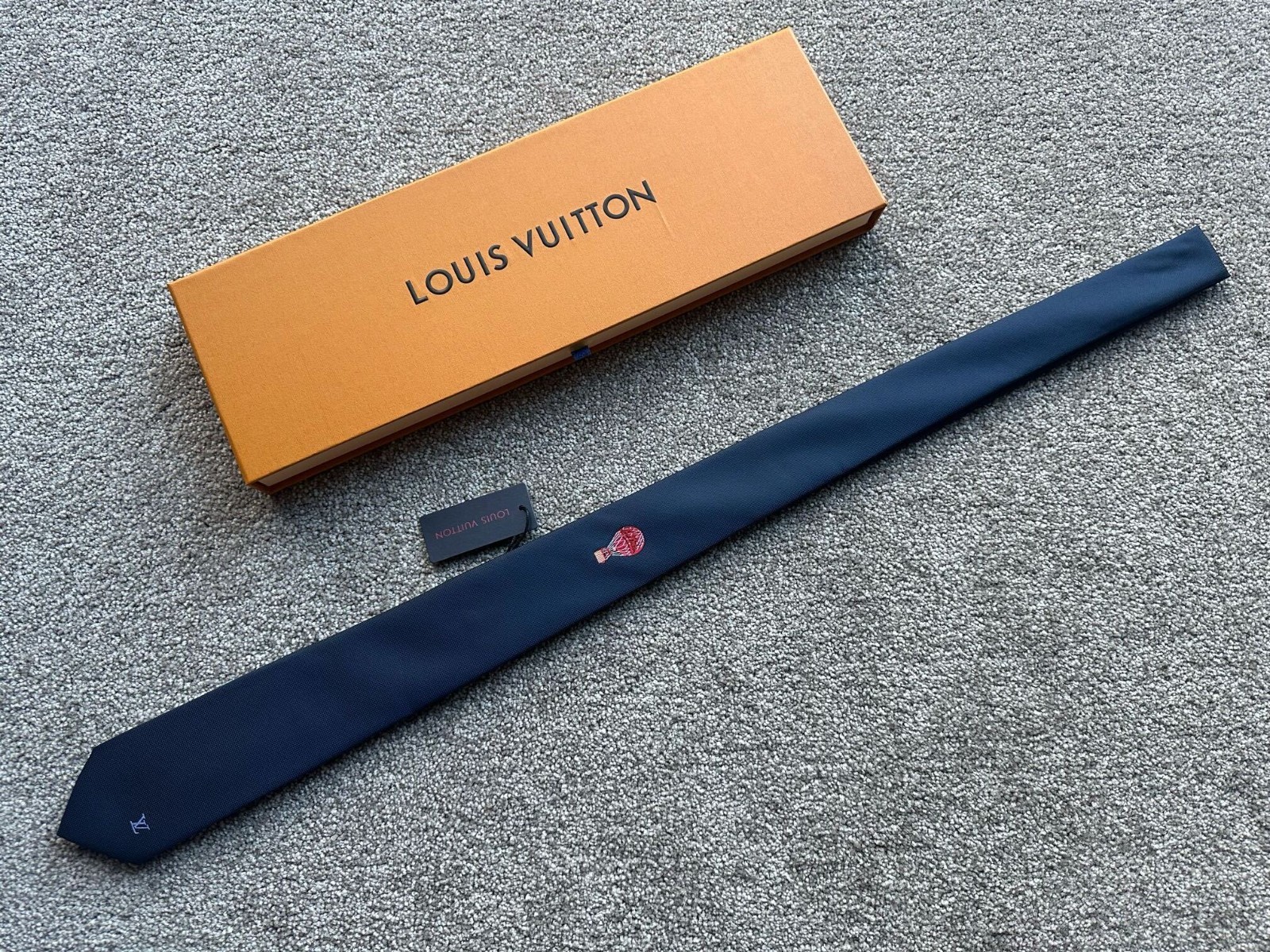 Louis Vuitton Men’s Air balloon Tie Navy Slim Full Packaging