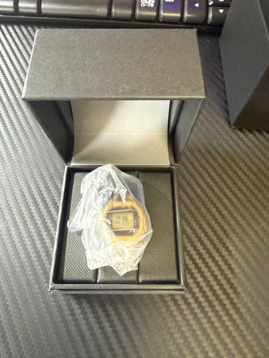 CASIO CRW 001G 9JR Ring Watch Gold