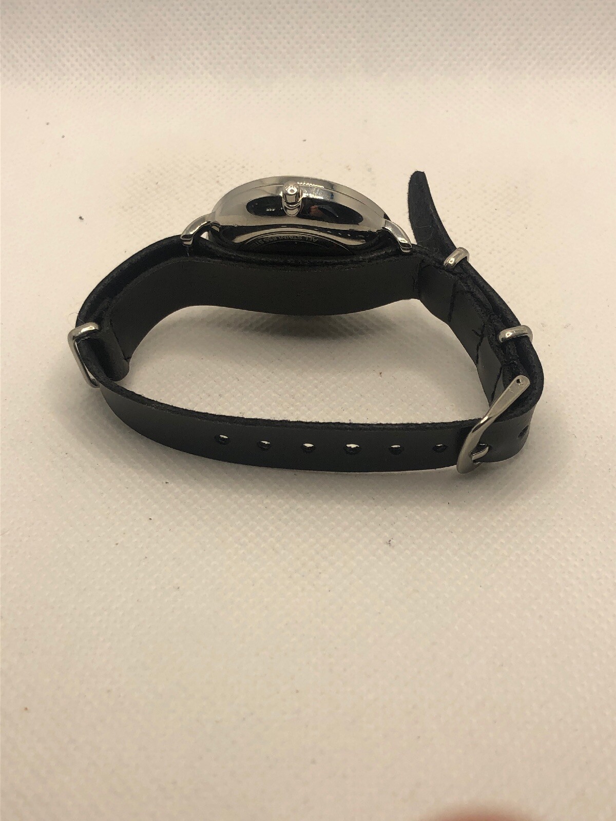 Skagen SKW2582 Women’s Black Leather Analog Blue Dial Quartz Genuine Watch OL37