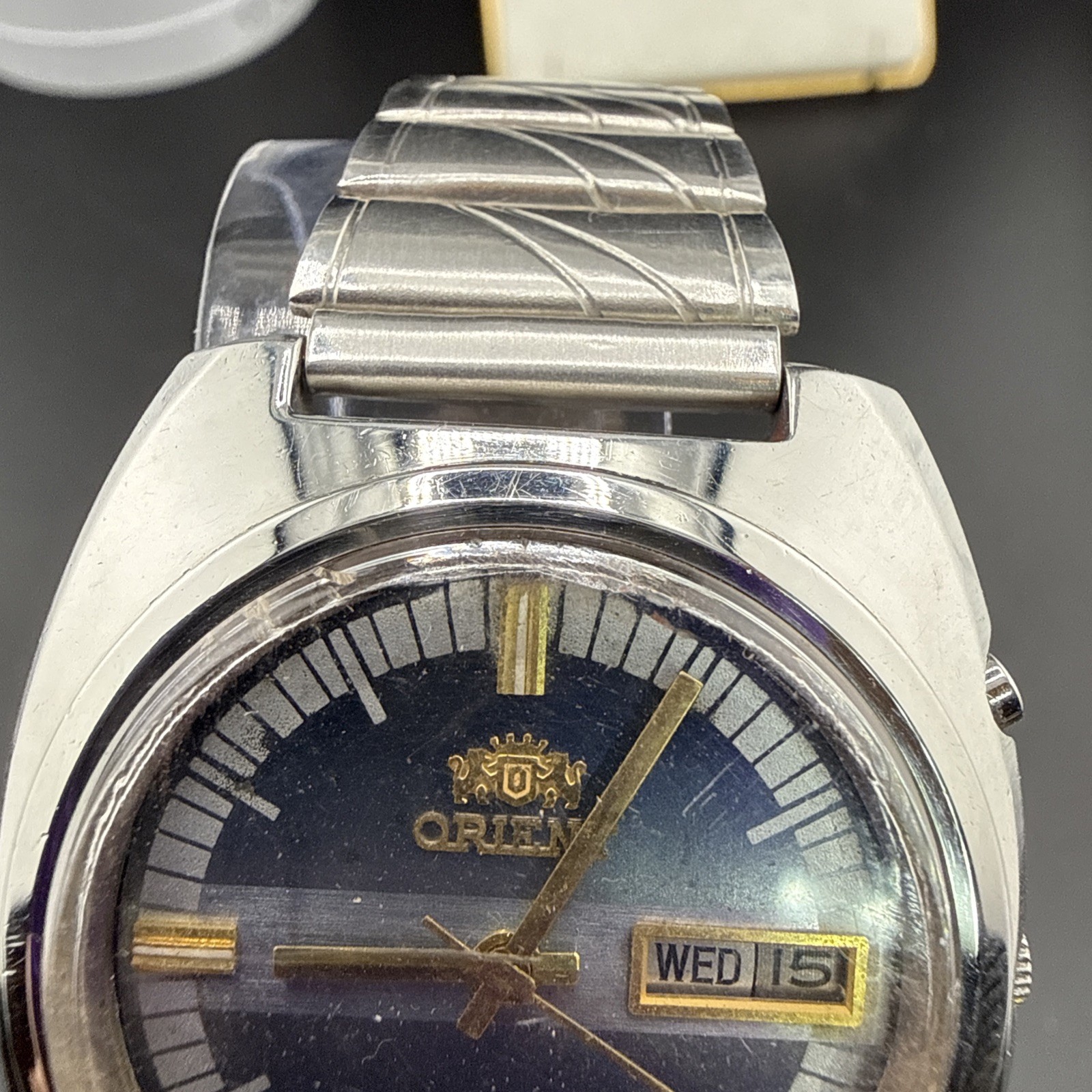 Vintage Men’sOrient Automatic Watch 38mm Gold Tone Blue Dial 21 Jewels Day Date