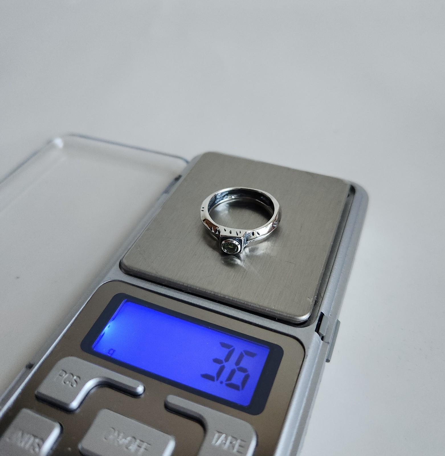 Silpada Sterling Silver Peridot Ring – Size 8.5 – Logo & 925 Stamp