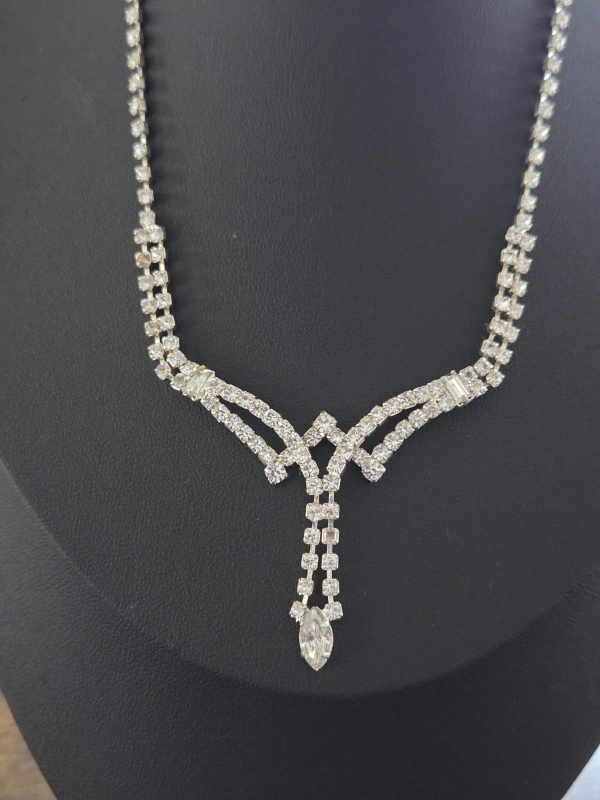 Silver Tone Clear Rhinestone Teardrop Y-Drop Pendant Necklace Prong Set