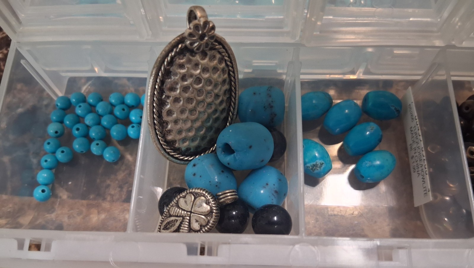 Turquoise/Howlite Stone Bead Lot Blue/Green/brown Polished. Western Style & Case