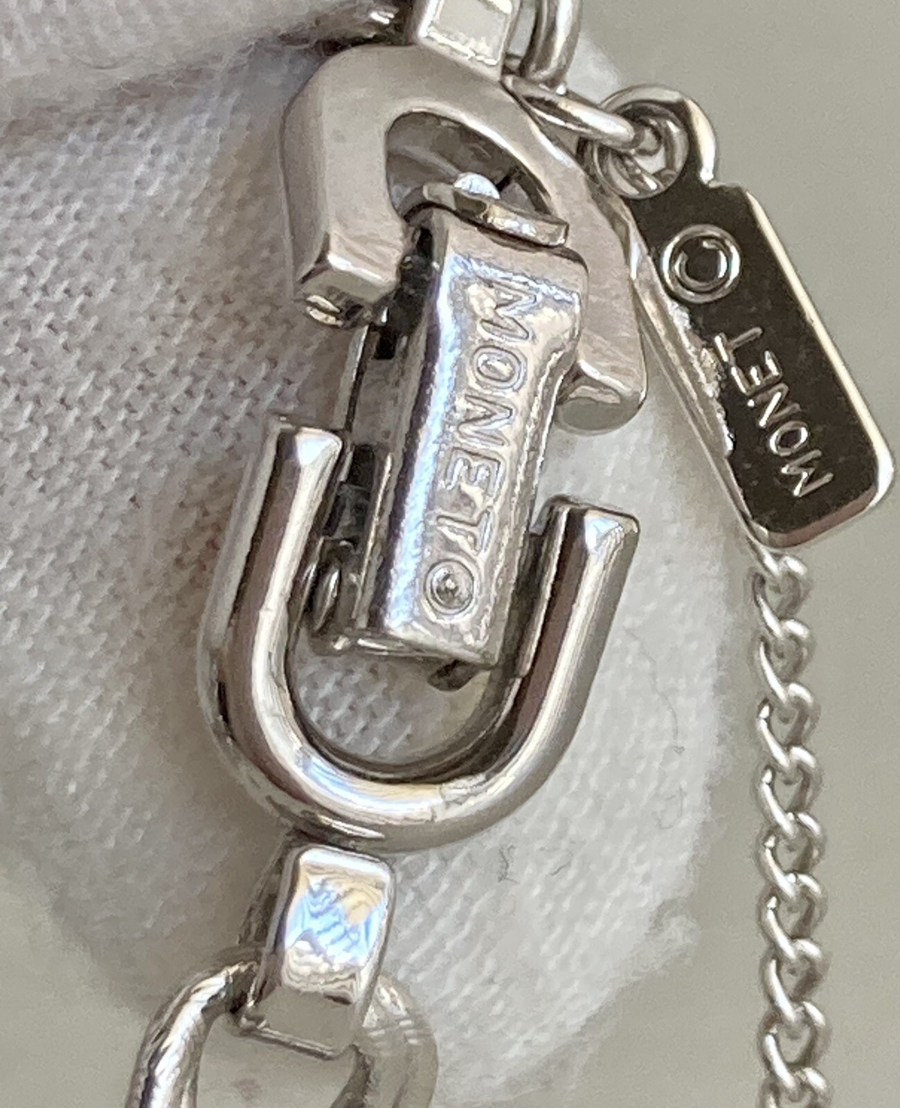 Vintage MONET Silver Tone Charm Bracelet With Charms 7” Safety Chain 8mm 20.73g