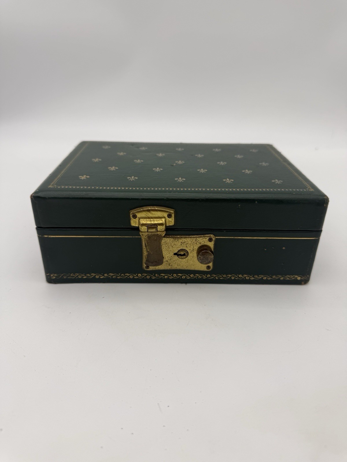 Vintage Jewelry Box; Dark Green W/Gold Velvet & Satin Unlocked Key Missing