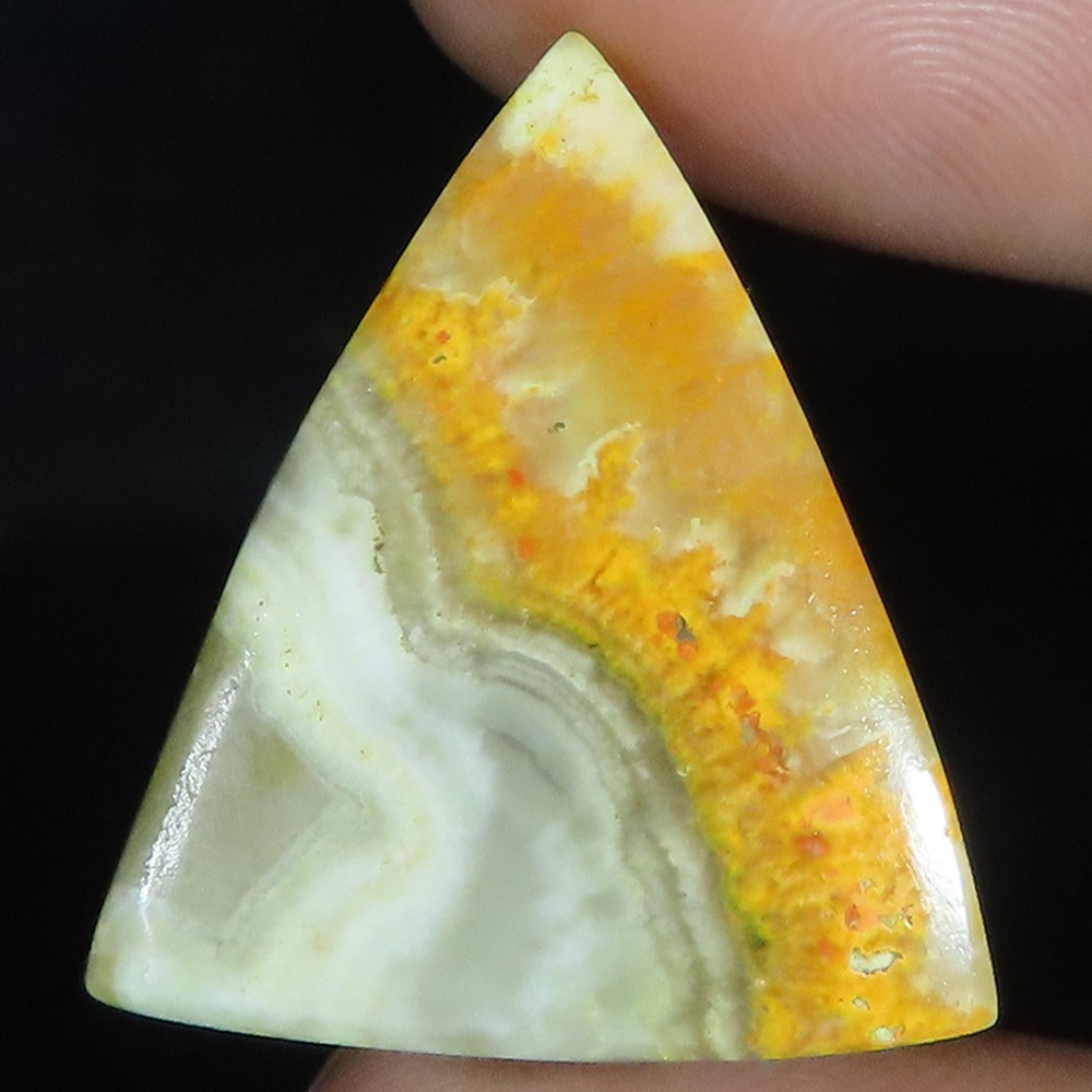 17.05 Cts Natural Bumble Bee jasper Fancy Cabochon Gemstone 23x27x3 mm LP295