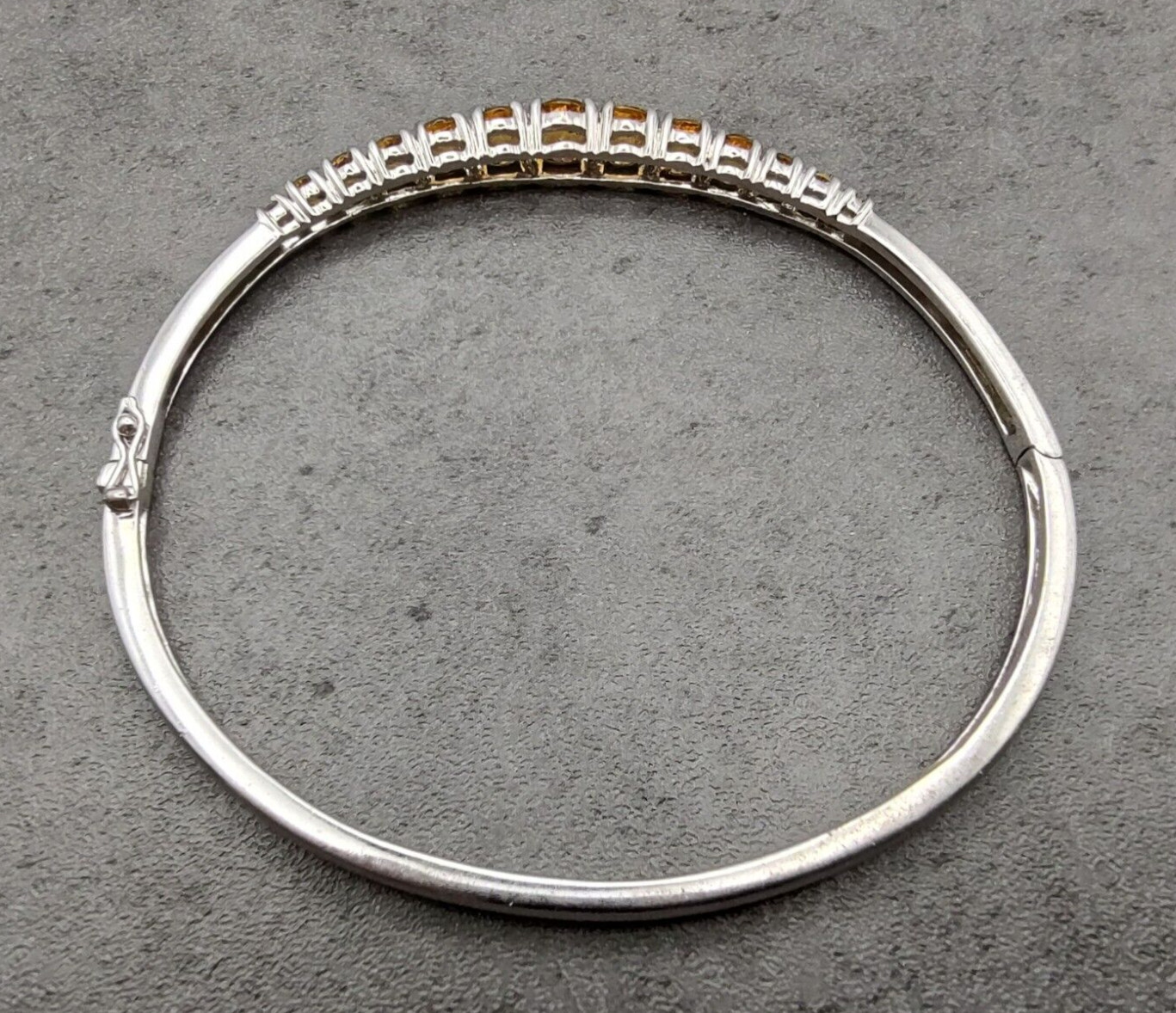 Estate KN Sterling Silver 4.86cttw Natural Citrine Hinged Bangle Bracelet 8.25″