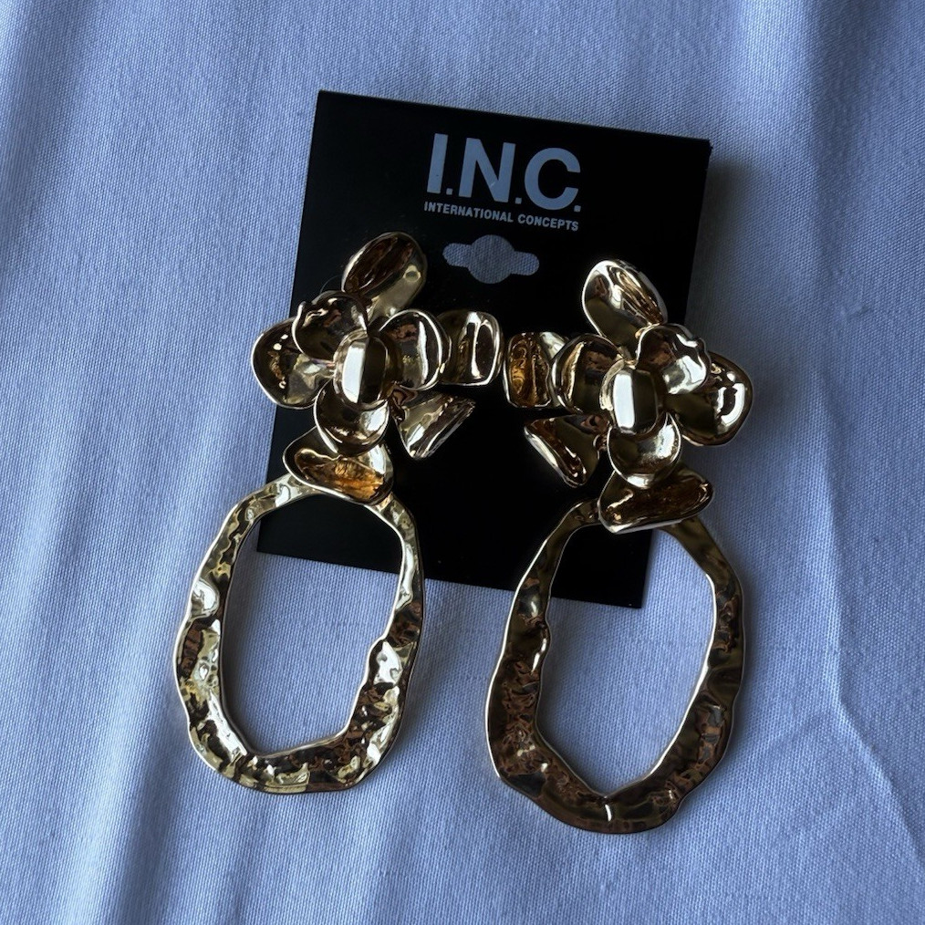 INC International Concepts Gold Tone Flower Dangle Drop Earrings Butterfly Back