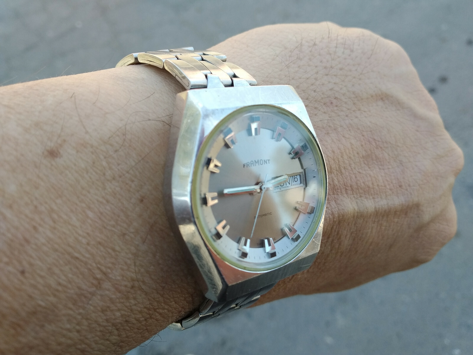 FRAMONT AUTOMATIC ETA 2789 BEAUTIFUL MOVEMENT SERVICED WORKING OK RARE UNUSED