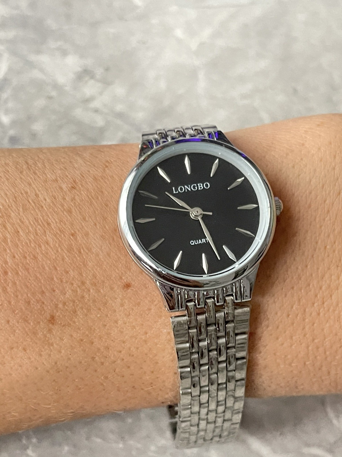 Longbo watch 80302L Silver Tone Bracelet Black Face Unisex AS19 Casual