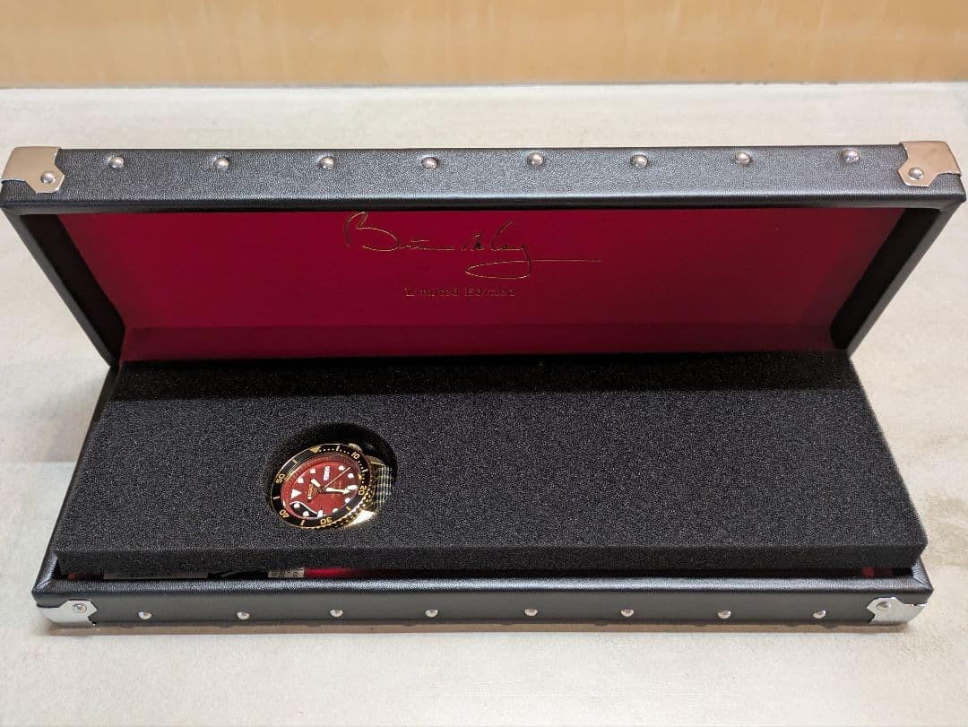 SEIKO 5 Sports Brian May SBSA160 Item