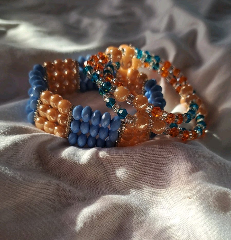 Maasai Blue & Yellow Beaded Stretchy Bracelet Handmade Kenya Africa Authentic