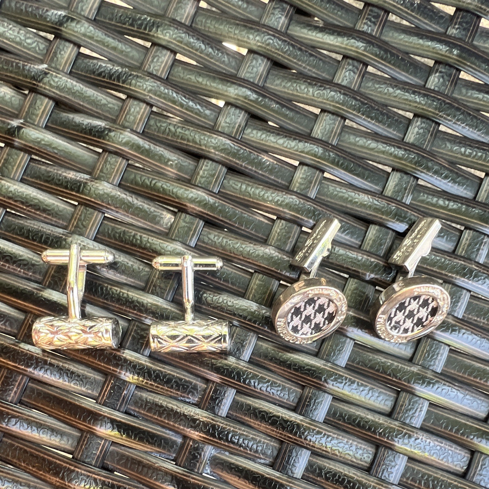 Men’s Silver Bullet Back Cufflinks Set, Round Logo & Bar Signed