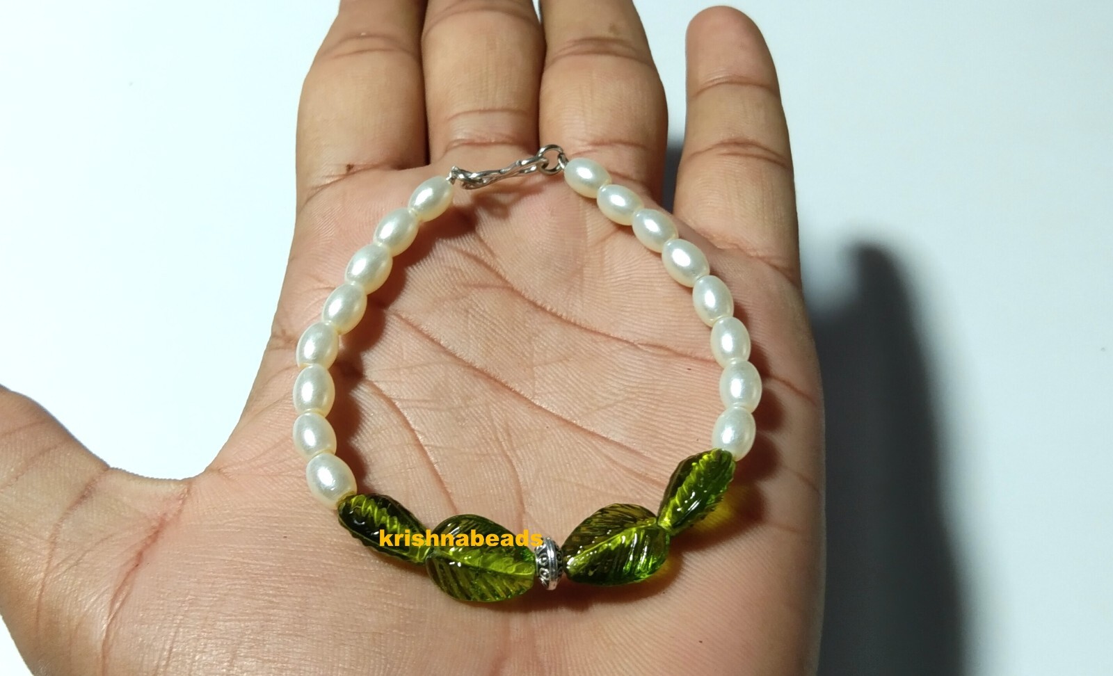 PEARL BERYL & PERIDOT HYDRO LEAF CARVED PEAR 11-14MM 7″INCH BRACELET BEADS