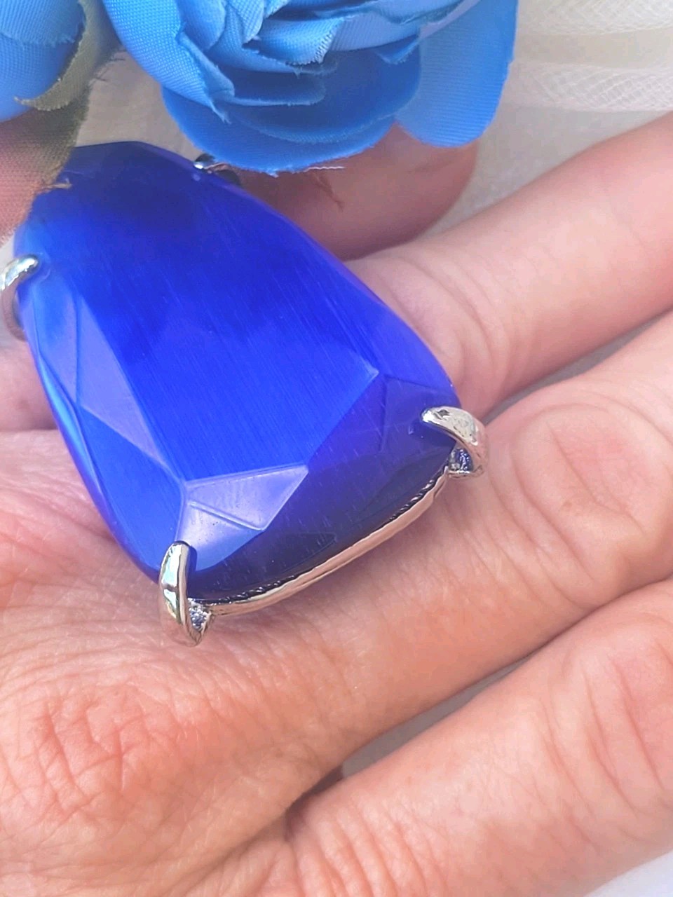 Cobalt & White Silver Chunky Statement Cocktail Ring Size 6 (KS Tela Looking)
