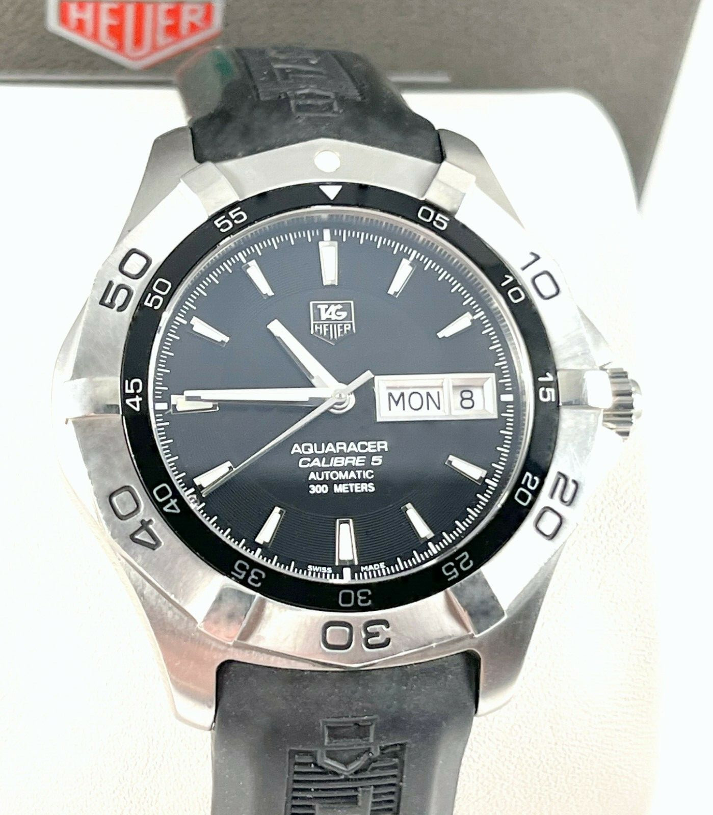 TAG Heuer Calibre 5 Aquaracer Mens Watch in Excellent Condition Model WAF2010