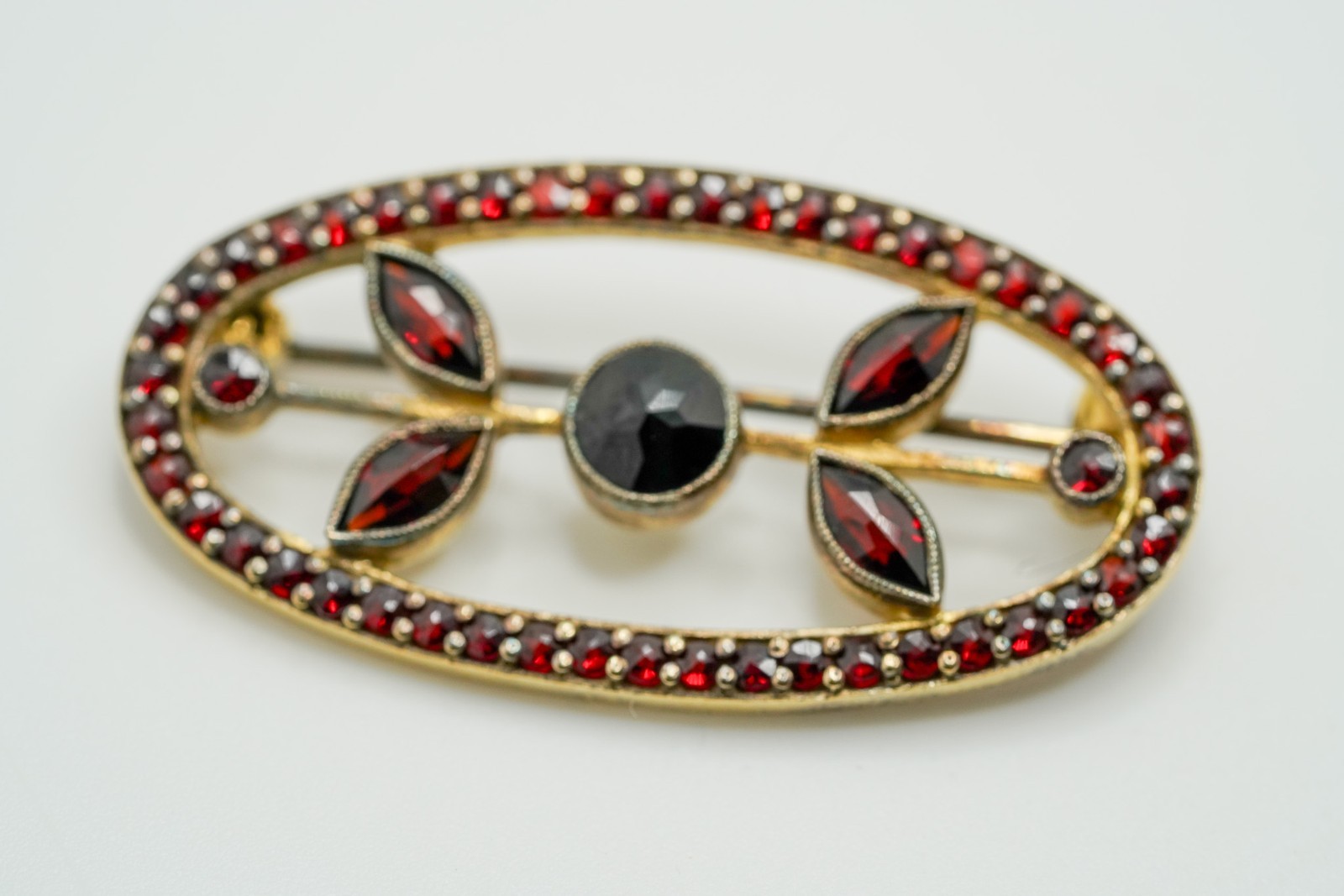 Antique Bohemian Garnet 835 Silver Brooch 3.8cm JB46