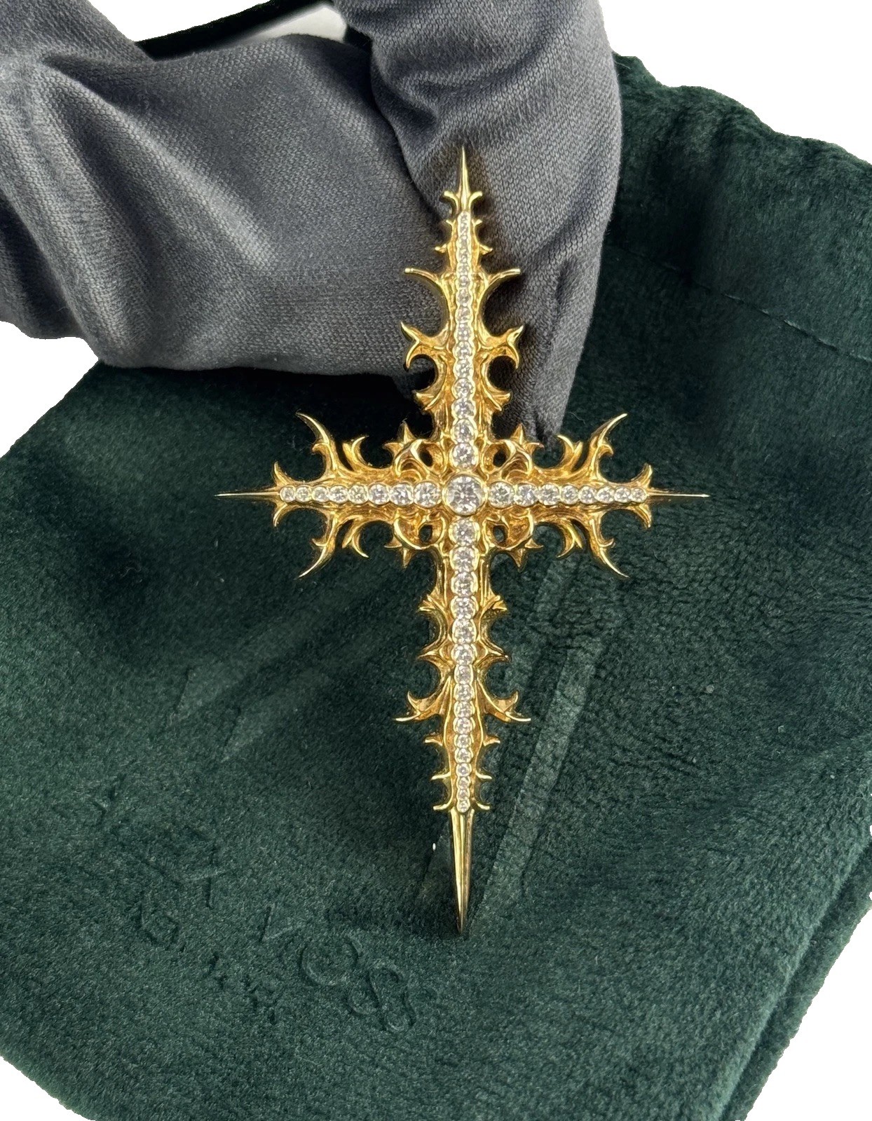 Alex Moss – Nirvana 14ct Yellow Gold Cross Pendant