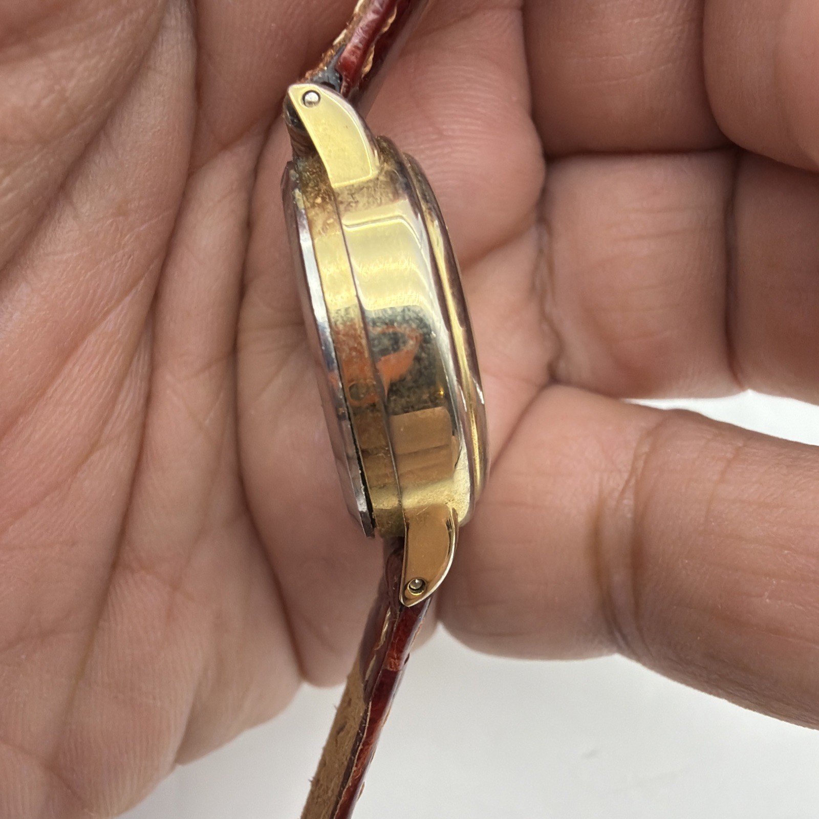 Vintage Unitron Quartz Watch Women Moon Phase Gold Tone Date Analog New Battery