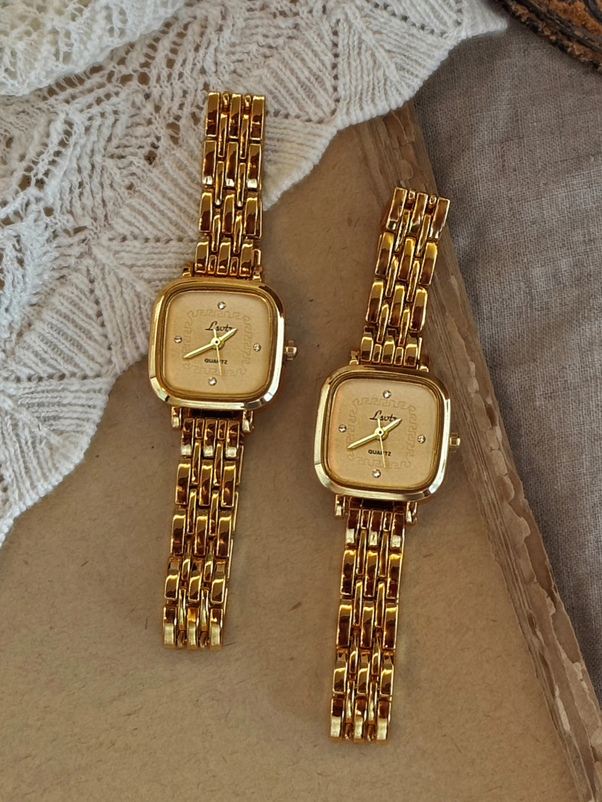 1Pc New French Retro Gold Small Dial Ladies Watch, Fashionable and Simple