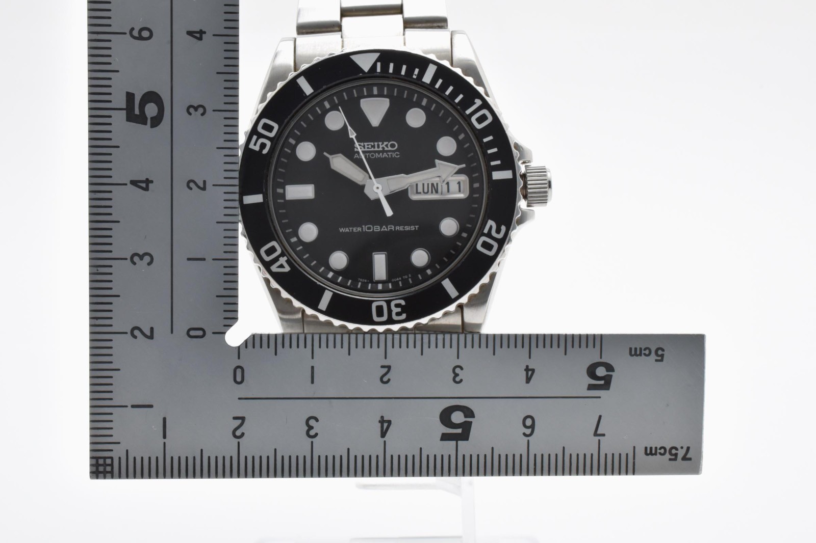 Seiko 7S26-0040 Diver Automatic Mens Watch Black Dial Day Date 10Bar Works #22