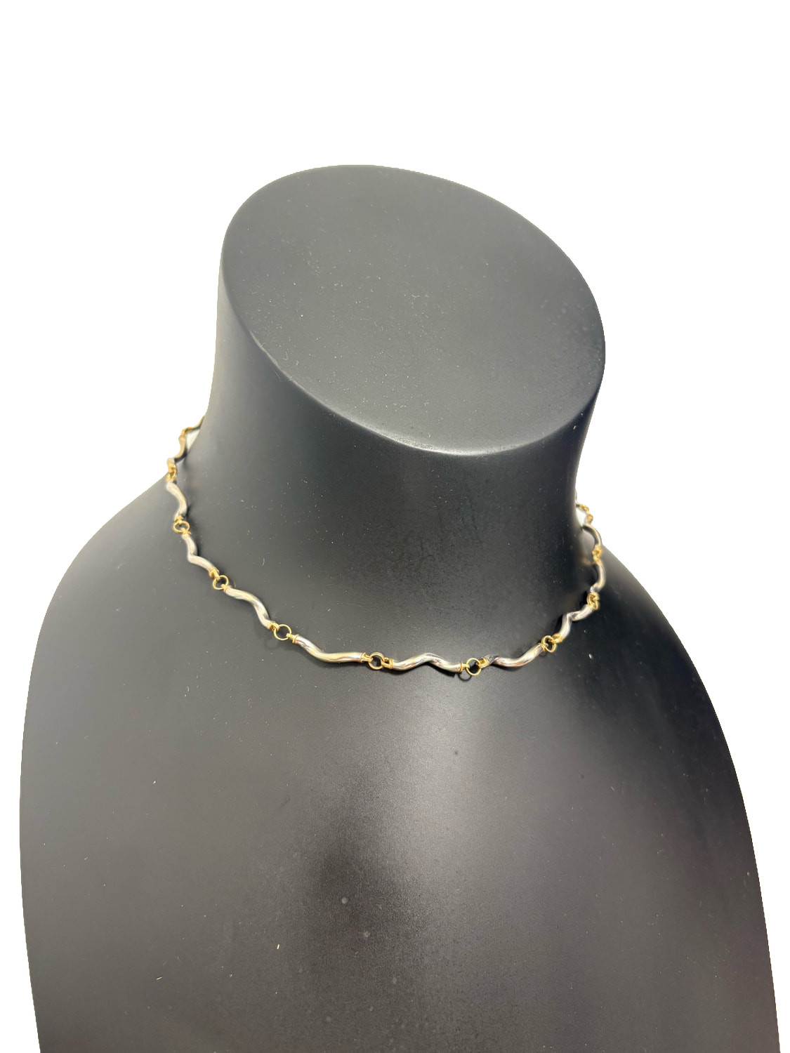 9ct White and Yellow Gold Twist Wave Link Necklace Hallmarked 8.77g