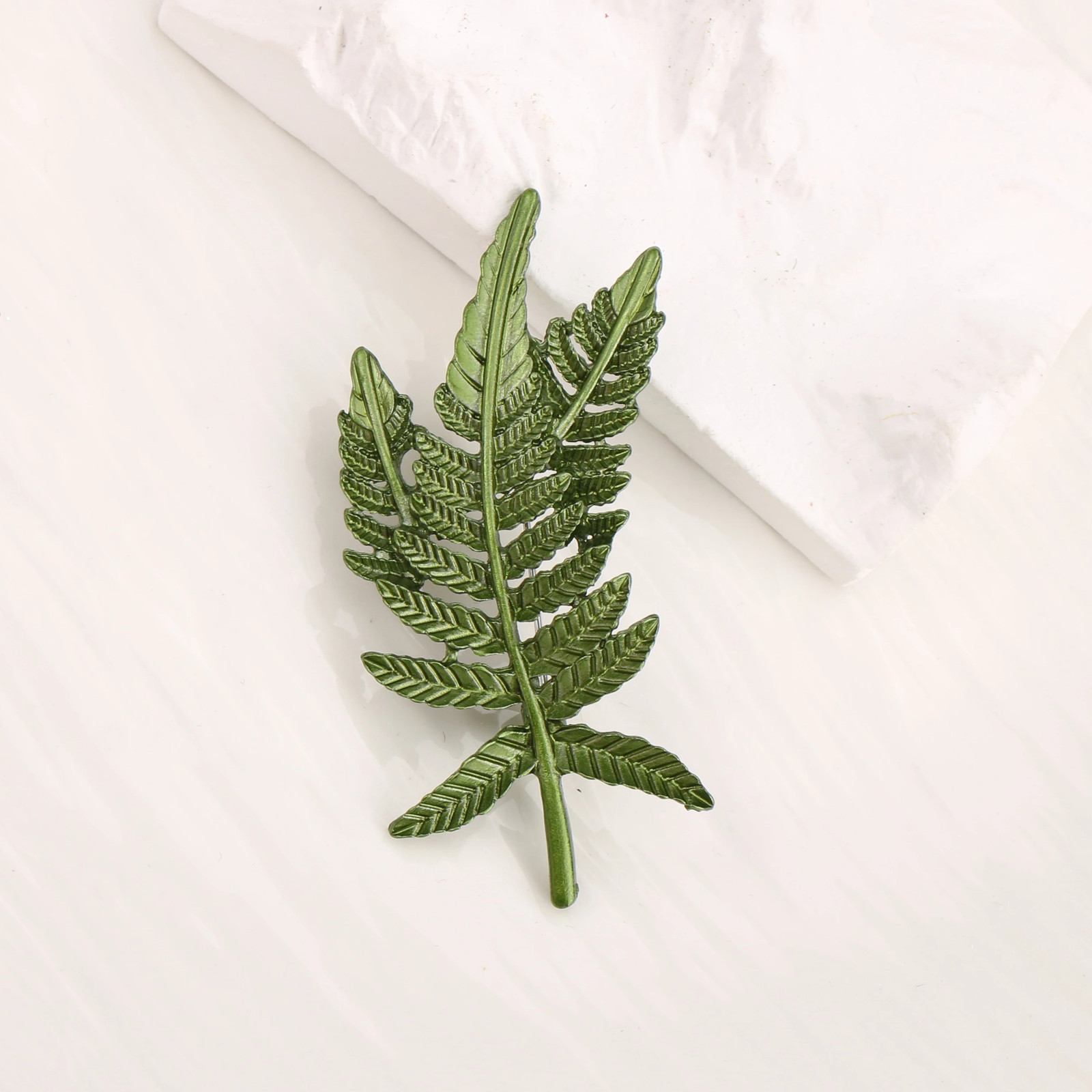 Fern Leaf Brooch New Green Pin Fashion Jewelry Plant Flower Corsage Badge