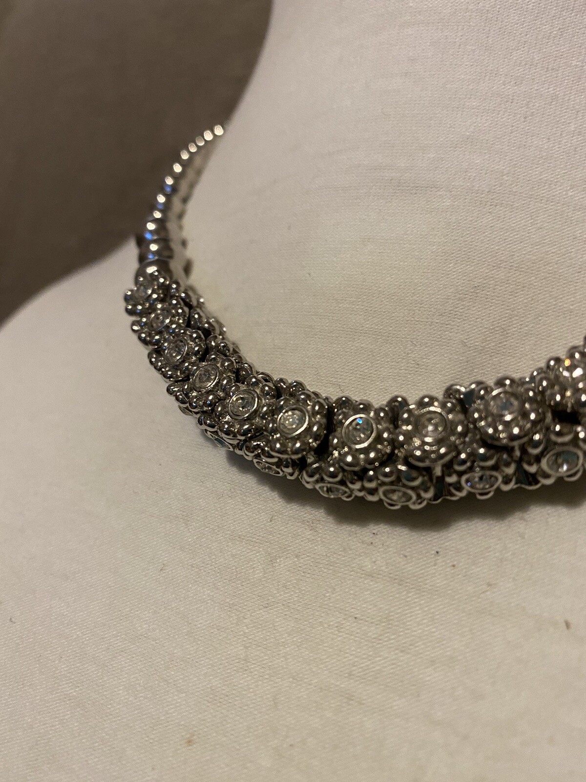 Necklace with magnetic clasp chain length 40cm weight 73g