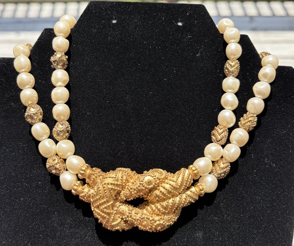 Franklin Mint Mary McFadden Beaded Pearl Necklace 1988 Etruscan Gold Plated