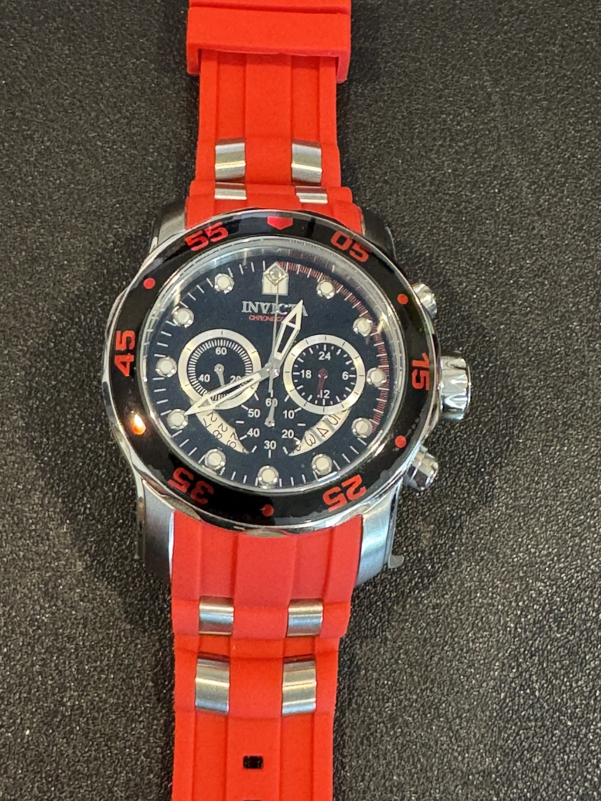 New Invicta Men PRO DIVER CHRONOGRAPH BLACK Dial Silver RED Strap SS Watch