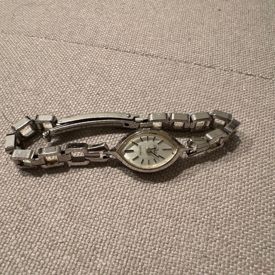 Rare SEIKO Antique Vintage Quartz Wristwatch 4900-7945