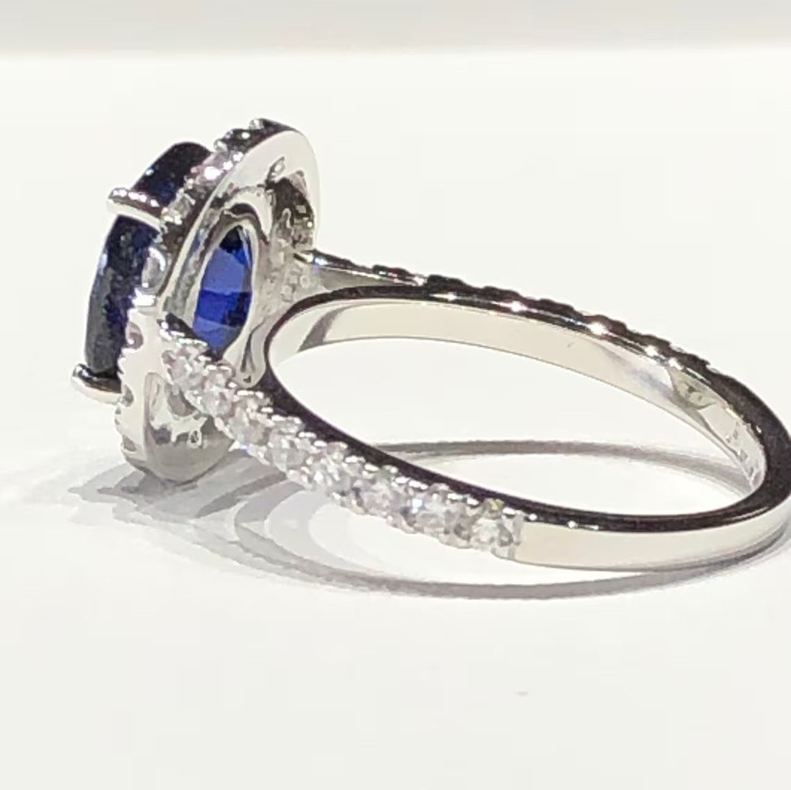 2.90 Ct Oval Natural Sapphire & Diamond Engagement Ring 14K White Gold Size 5