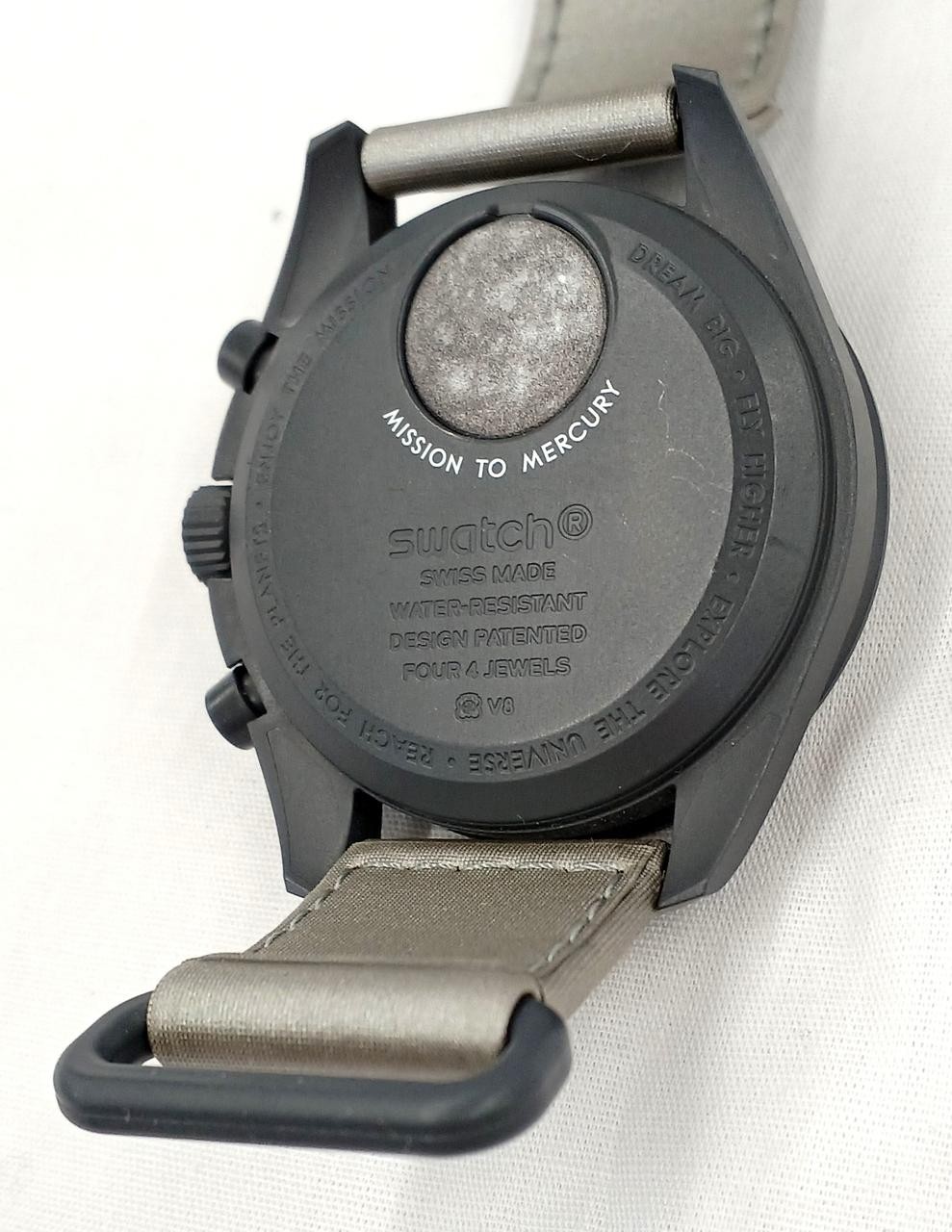 Omega x Swatch MoonSwatch SO33A100 Bioceramic Quartz Japan