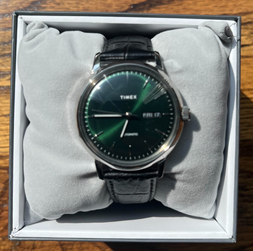 Timex Marlin Men’s Watch TW2Y54400VQ, 38mm Green Crosshair Dial Black Leather