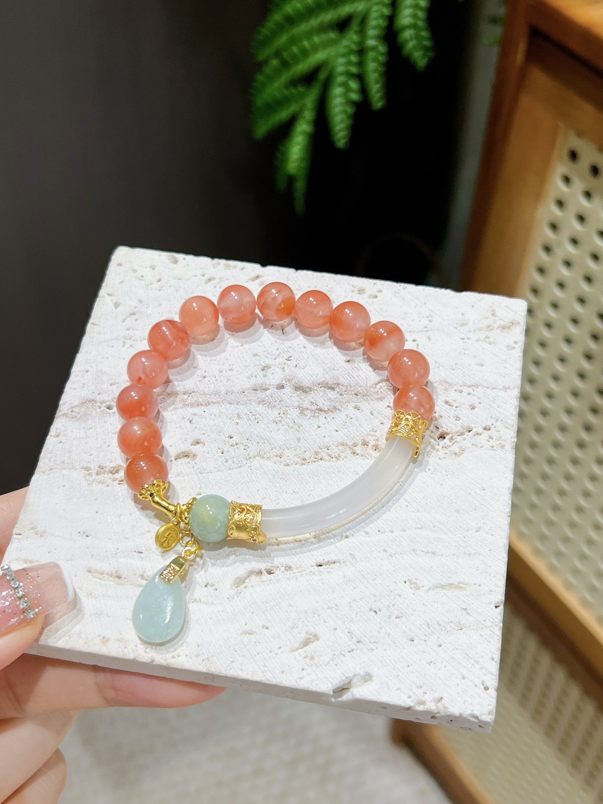 8mm Natural Southern Red Agate and White Agate Handmade Bracelet