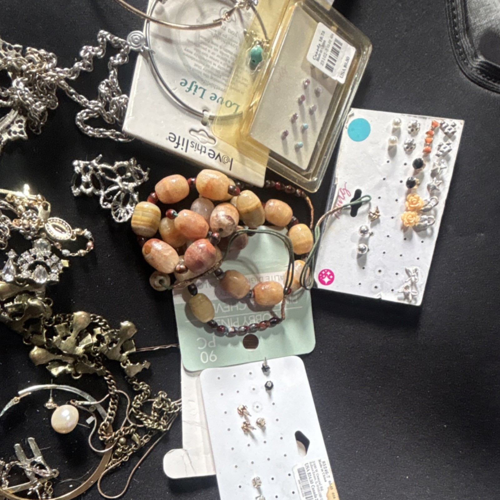 Mixed Fashion Jewelry Lot Earrings Necklaces Bracelets Metal/Plastic Silver Gold