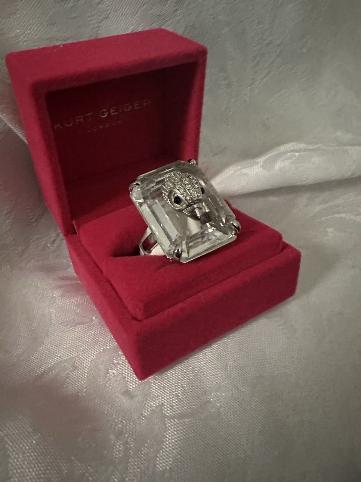 KURT GEIGER LONDON CRYSTAL COCKTAIL SQUARE RING L SZ 8 RED VELVET BX NEW