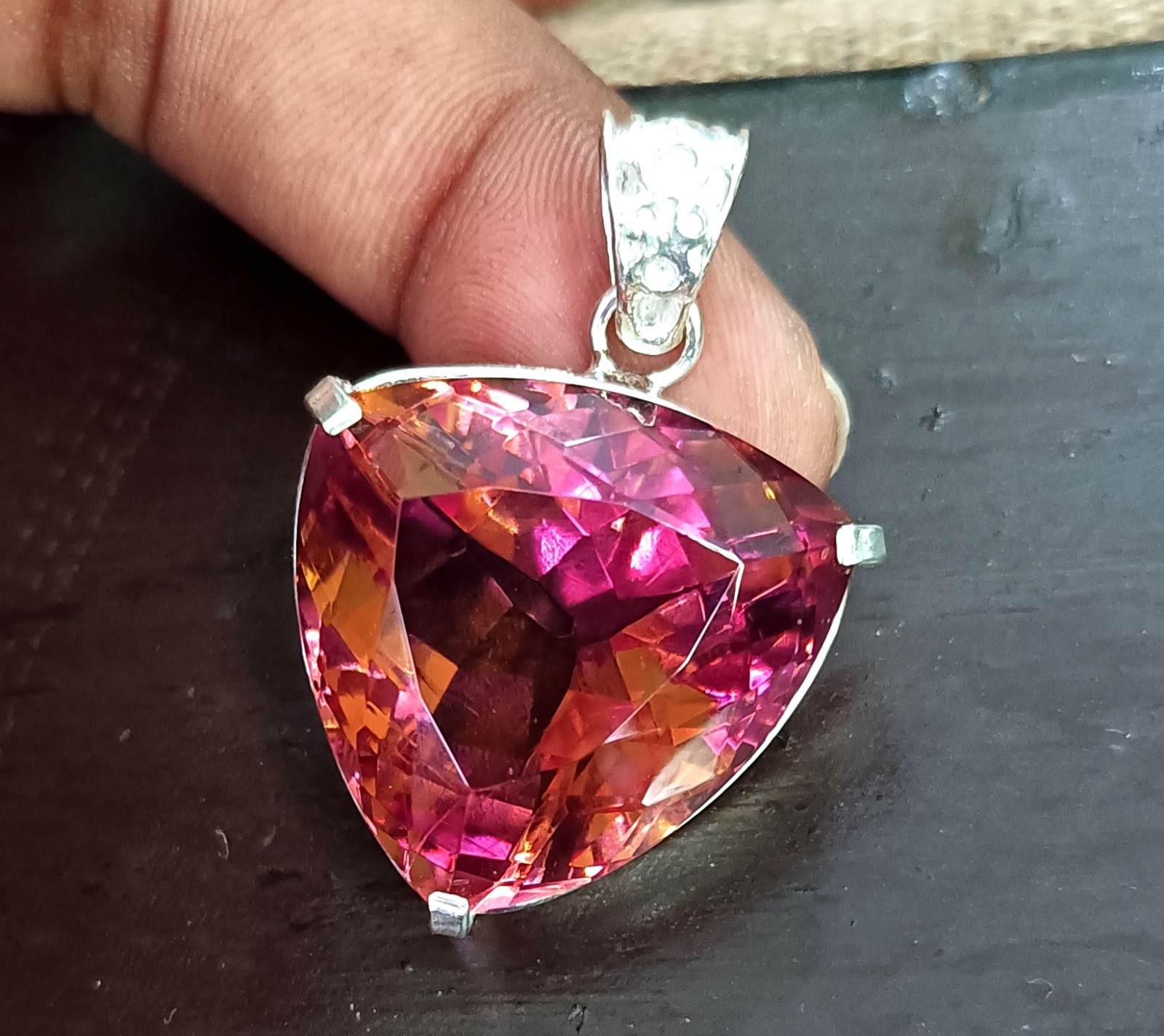 EGL Certified 84.05 Ct Trillion Natural Zultanite 925 Silver Pendant Loose Gems