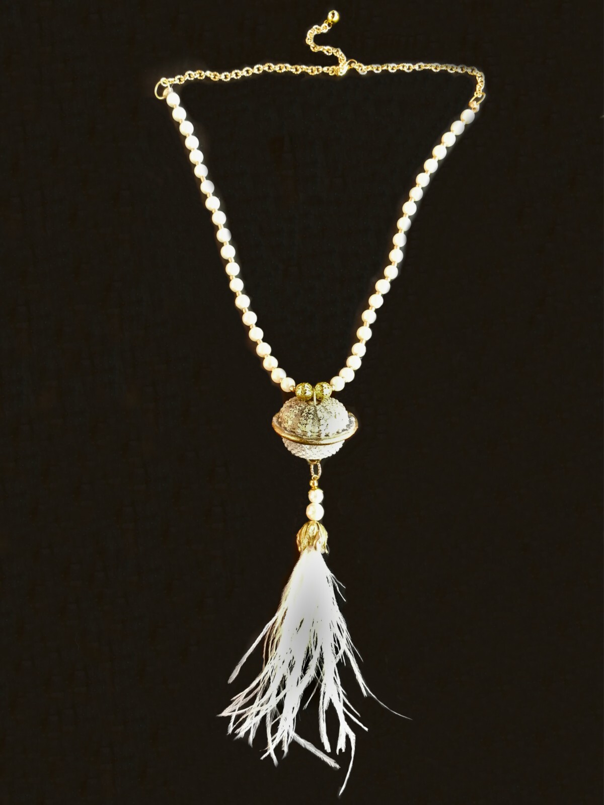 Jewelry Woman Pearl Necklace Luxury Pendant Art Deco Jellyfish Ostrich Feather