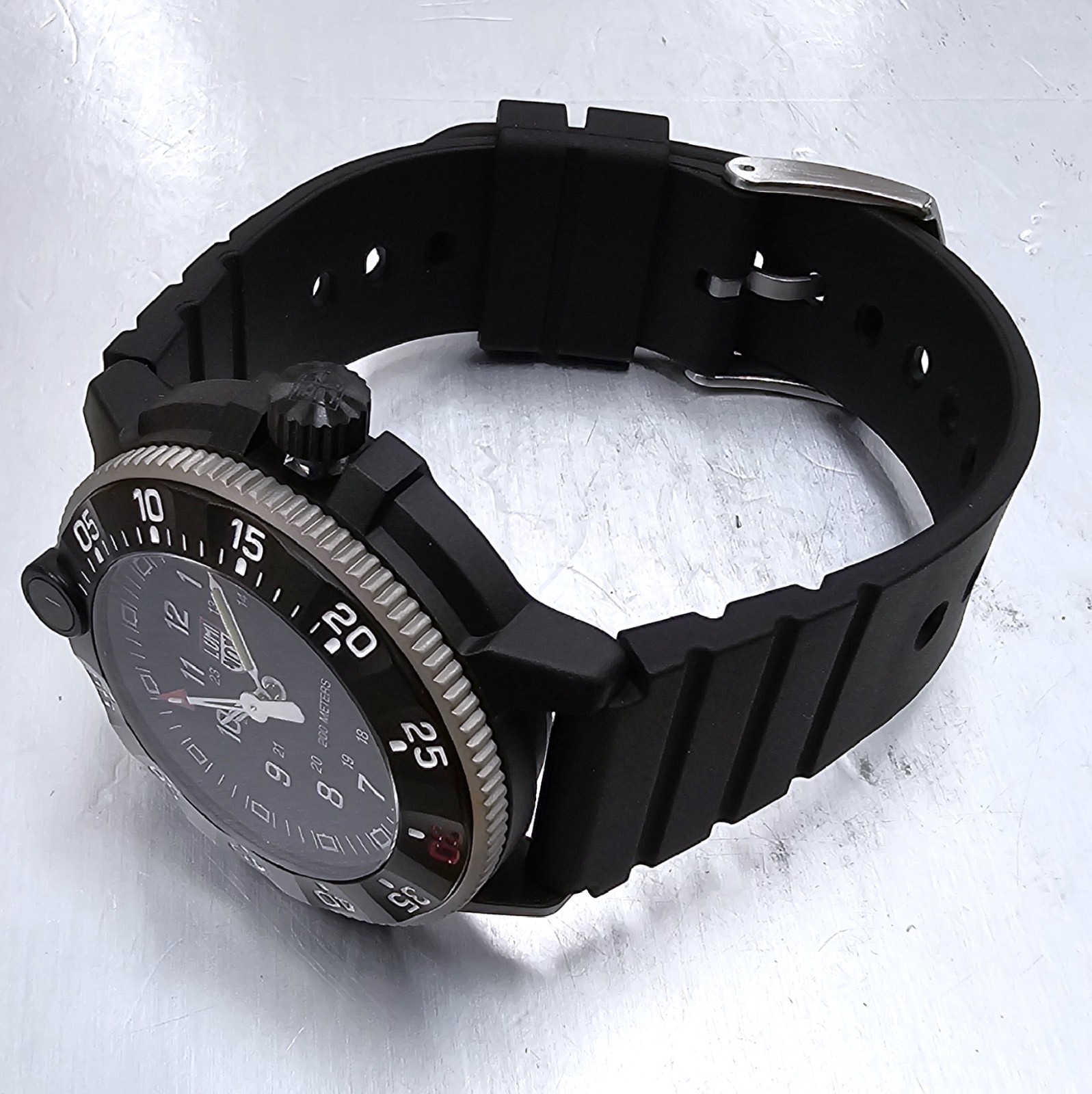 Luminox Navy Seal Original 3001 Heritage 43mm Dive Watch XS.3001.H