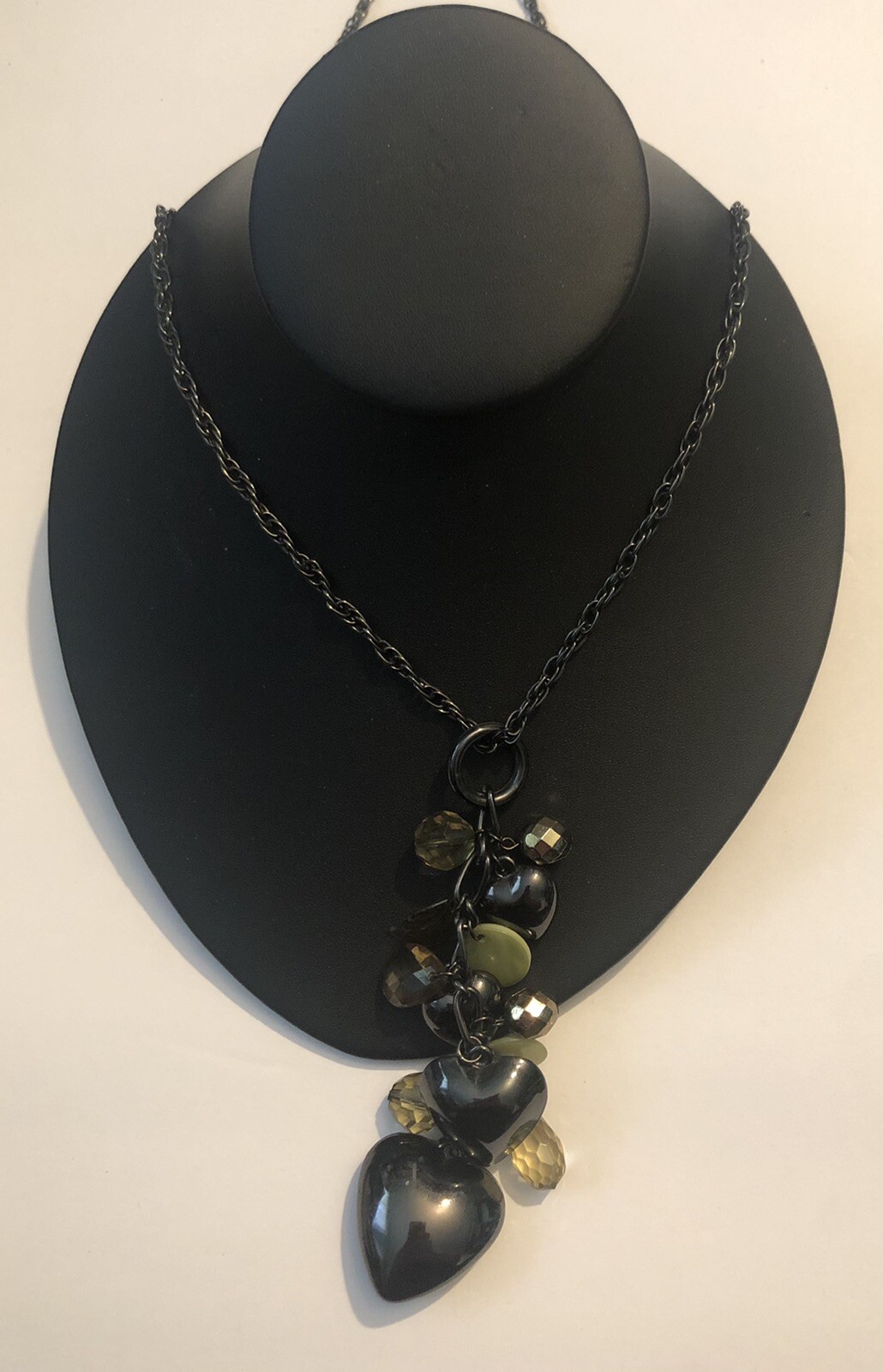 Contemporary Chain & Pendant Heart Necklace Fashion Jewelry