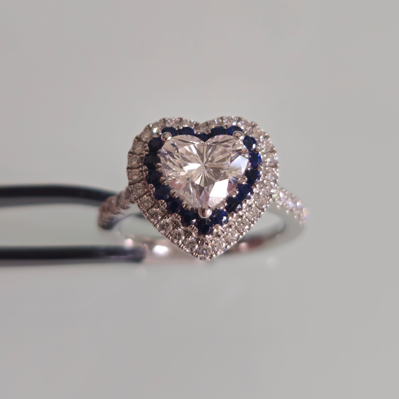 Blue Nile Platinum 1.58ct GIA Lab-Grown Heart Diamond Sapphire Halo Ring 7.5