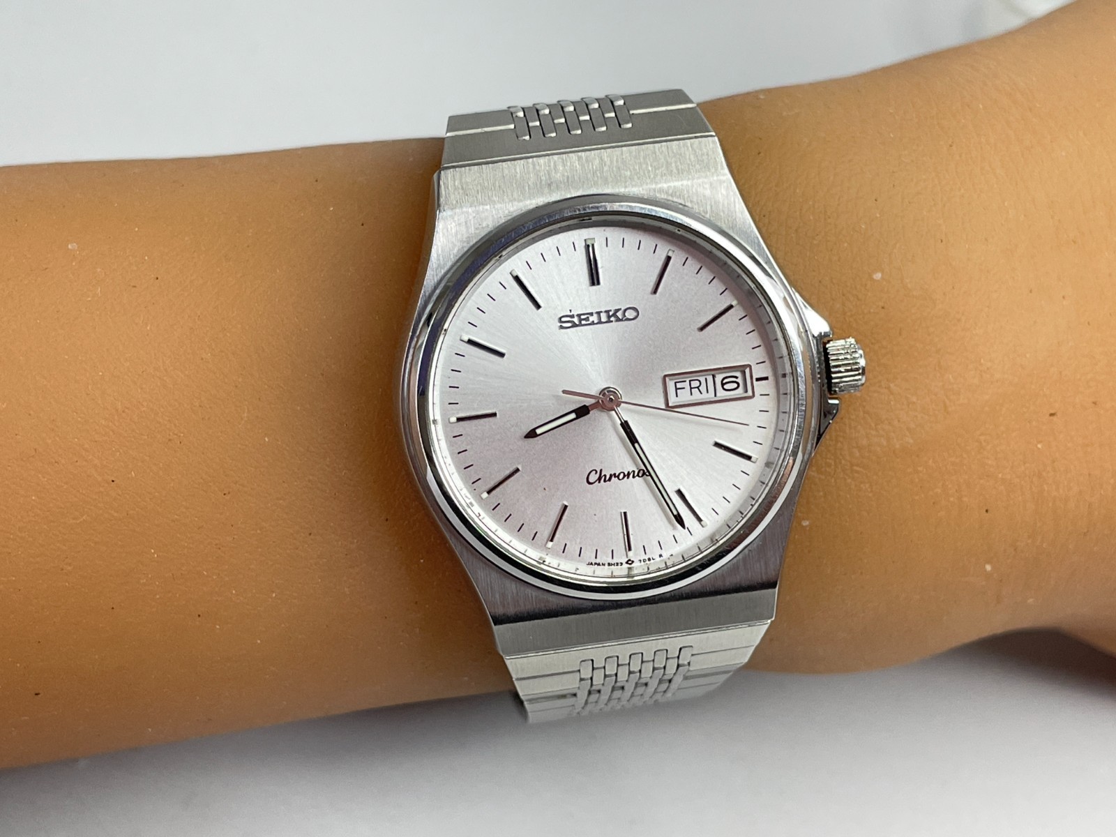 Vtg 1989 [N.Mint] Seiko Chronos 5H23-7D20 Japan 35mm Silver Dial Qz Men’s Watch