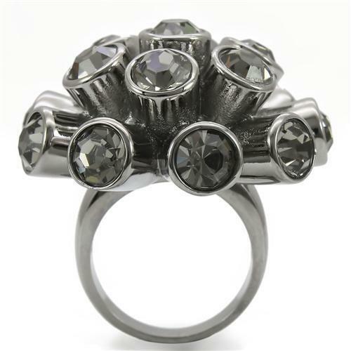 0W306 – Ruthenium Brass Ring with Top Grade Crystal in Jet