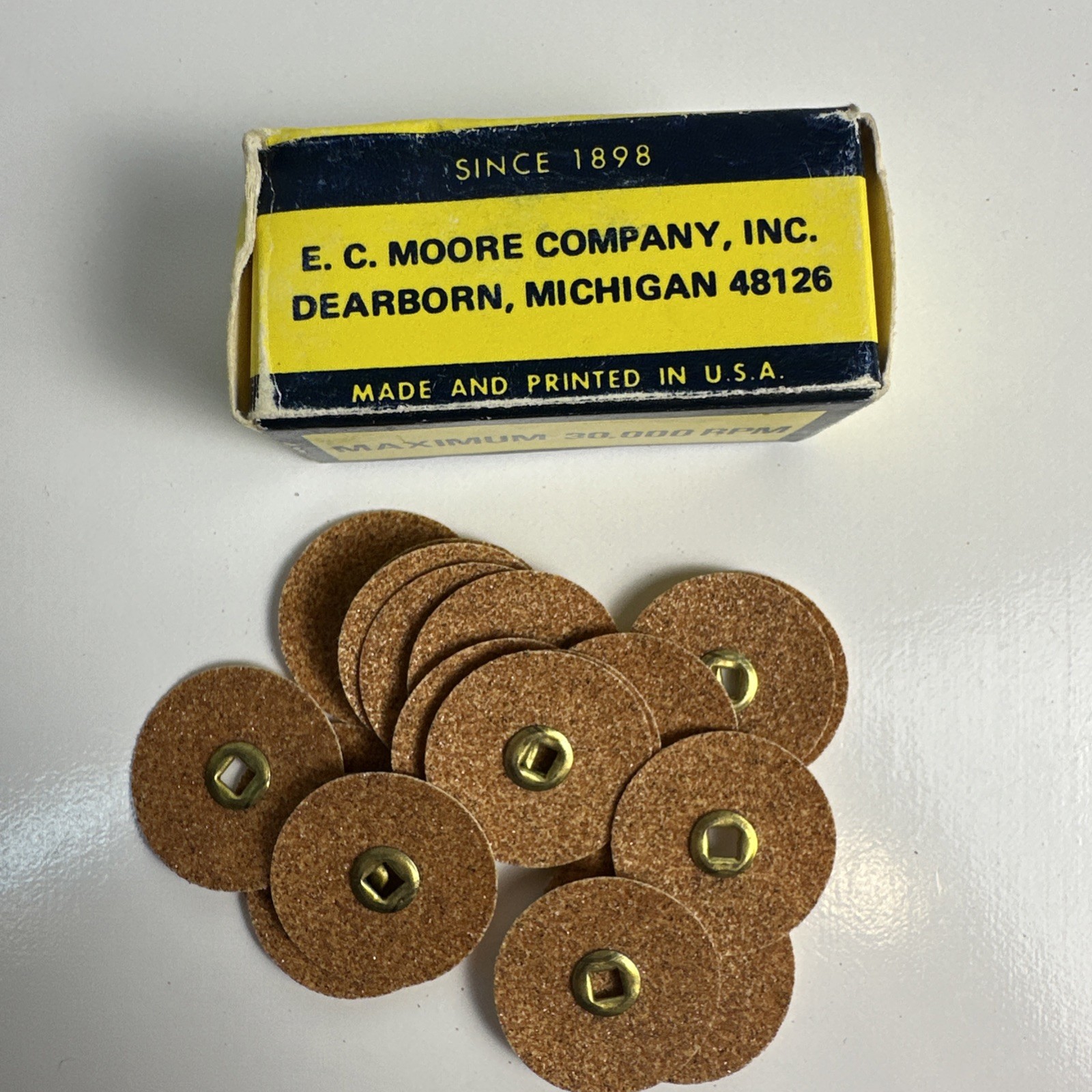 Moore’s Sanding Discs Diameter 7/8″ – Grit: MEDIUM Open Box 20 Discs Only VTG